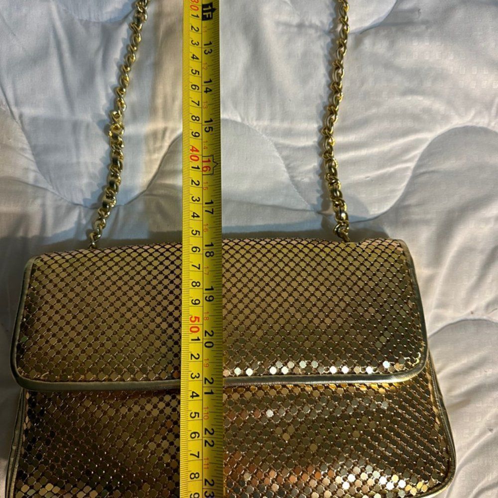 Gold flashy cross body purse - Picture 11 of 11